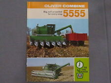original 1969 Oliver 5555 Combine sales Brochure Catalog picture