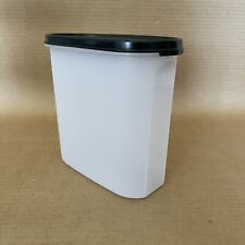 Tupperware Modular Mates Oval #3 (7 1/4 cup) Container #1613, Black Seal #1616 picture