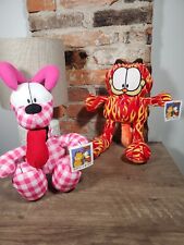 Garfield Fire Red And Odie Pink Gingham Plush Stuff Animal Toy Factory With Tag picture