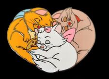Fantasy Pin - Disney Aristocats Kittens Berlioz Marie Toulouse Heart Sleeping picture