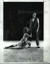 1989 Press Photo Neal Ben Ari and Kelly Bishop-Threepenny Opera - cvb45197 picture