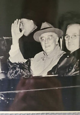 Photo. FDR, Truman & Wallace in an open car, Apr. 1944 returning to the Capitol picture