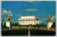 Postcard - The Lincoln Memorial - Washington DC District of Columbia picture