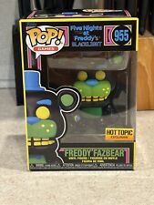 Funko Pop Five Nights at Freddy's - Freddy Fazbear (Black Light) HT Exclusive picture