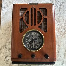 Vintage Thomas Collector's Edition #711 AM/FM Radio With Working Cassette picture