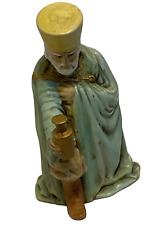 Wiseman Figurine - Ceramic Kneeling  7
