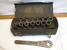 Set Antique Mossberg Sockets Ratcheting Auto Wrench Wood Box Square Ratchet Tool picture