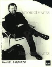 1998 Press Photo Manuel Barrueco, Musician, Entertainer - sap23468 picture