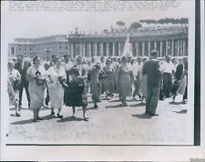 1957 Russians At St Peters Basilica Attend Papal Audience Religion Wirephoto 7X9 picture
