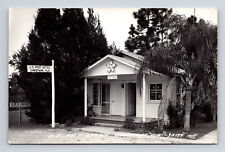 RPPC Tiny US Post Office & Gift Shop Christmas FL Postcard picture
