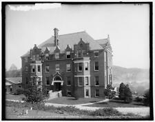 Photo:Barbara Blount Hall, University of Tennessee, Knoxville picture