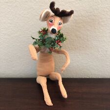 Annalee Vintage Reindeer Christmas Figurine with Holly Wreath 1981 picture