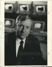 1989 Press Photo Lou Rutigliano, President, and CEO of Wisconsin Bell picture