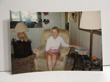 1980S VINTAGE FOUND PHOTOGRAPH COLOR ART OLD PHOTO SEXY WHITE WOMAN GRANDMA MOM picture