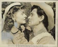 1953 Press Photo Donna Reed and Rock Hudson star in film 