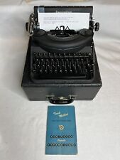 Vintage Beautiful 1947 Remington #7 Noiseless Portable Typewriter W/Case V/Nice picture