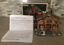 2012 Lemax HEARTH & HOME QUILT SHOPPE House CHRISTMAS VILLAGE Log Cabin 25364 picture