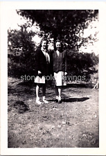VTG B&W Found Photo - 30s 40s - Smiling Girls Pose Under Tree In Afternoon Sun picture
