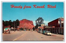 Postcard: UT Vintage Cars & Signs, Howdy From Kanab Utah -Unposted picture