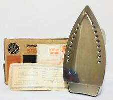 Vintage GE Steam and Dry Iron F63 Model SD 5 Avocado Green WORKS Very Clean picture