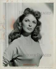 1956 Press Photo Actress Julie London - kfx30973 picture