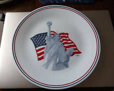 1991 CORELLE PLATE STATUE OF LIBERTY-AMERICAN FLAG 10-1/4