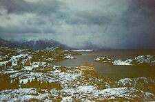VN06 ORIGINAL KODACHROME 35MM SLIDE 1957 NORWAY STORM CLOUDS LAKE HOUSES VALLEY picture