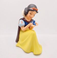 WDCC Snow White Won’t You Smile For Me 2002 Membership Sculpture picture