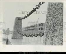 1965 Press Photo View through chain guard rail of Library building Chicago picture