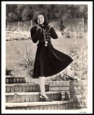 Hollywood Beauty JUDY GARLAND STUNNING PORTRAIT STYLISH POSE 1930s Photo 666 picture