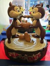 FIGURINE MED CHIP AND DALE DISNEYLAND PARIS NEW WITH BOX DISNEY picture