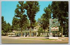 Postcard: Kanab, Utah - Parry Lodge, Golden Circle Tours - 1960s, Unposted (Q34) picture