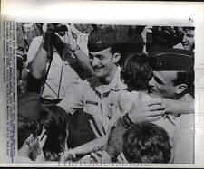 1973 Press Photo Former POWs prepare to leave Philippines for the United States picture