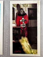 U.F.O. 1970 British TV series original 2.5x1.75 inch #10 green faced alien card picture