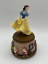 Disney's Snow White™ Enesco figurine music box - 