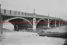 F001961 Old Vauxhall Bridge London 1903 picture