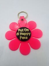 Retro 60s 70s Flower Power “Put on a Happy Face” Keychain Pink Large picture