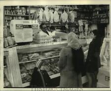 1973 Press Photo General interior shot of J&D Shop in the Bronx - lfx08502 picture