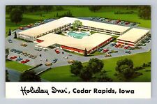 Cedar Rapids IA-Iowa, Holiday Inn Advertising, Vintage Souvenir Postcard picture
