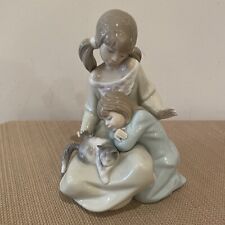 Lladro Little Sister sculpture figurine #1534 picture