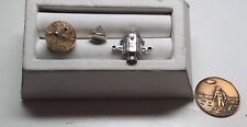 Vtg NASA APOLLO 11 CAPSULE W/ASTRONAUTS INSIDE, W/2 Other Capsules. And Medal  picture
