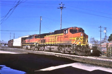 BNSF 5440_ @ STOCKTON, CA_FEB 9, 2005_ORIGINAL TRAIN SLIDE picture