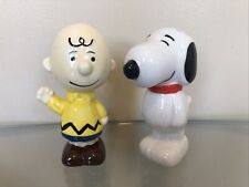 PEANUTS Classic Pals Charlie Brown & Snoopy Ceramic Salt Pepper Set Small Flaw picture