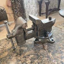 Vintage SUPERIOR No.44 ERIE TOOL WORKS 4''Jaw Bench Vise W/Pipe Grips  ERIE,PA. picture