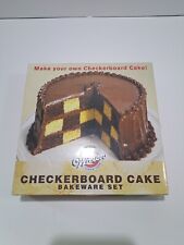WILTON CHECKERBOARD CAKE PAN SET-3 ROUND NON-STICK PANS & BATTER RING picture