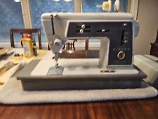 Singer 600E Sewing Machine picture
