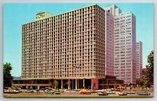 Pittsburgh PA Hilton Hotel Gateway Center Pennsylvania Postcard chrome Unposted picture