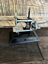 Vintage Toy Sewing Machine Little Betty picture