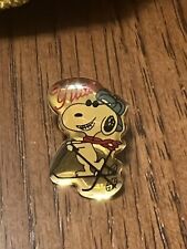Vtg Peanuts Snoopy Skiing brooch Lapel Pin Yllas picture
