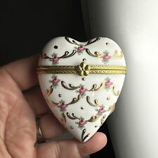 Limoges Heart-Shaped Trinket Box Porcelain Hand Painted Boites A Lilules picture